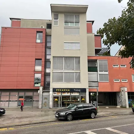 House Marin Ii -